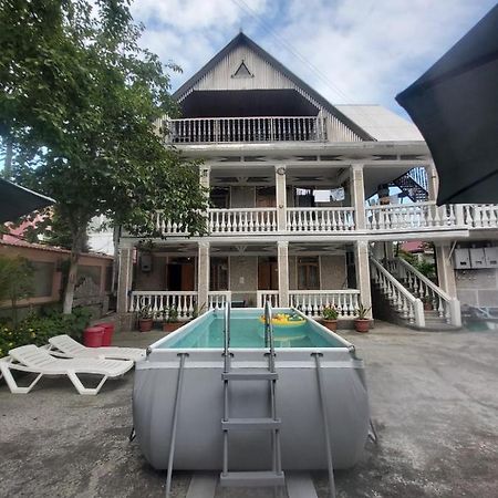 Linda Guest House Batumi Zewnętrze zdjęcie