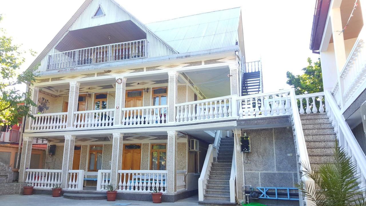 Linda Guest House Batumi Zewnętrze zdjęcie