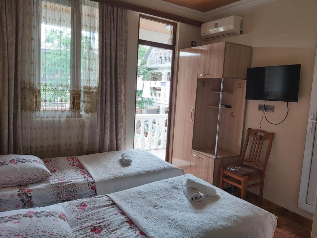 Linda Guest House Batumi Zewnętrze zdjęcie