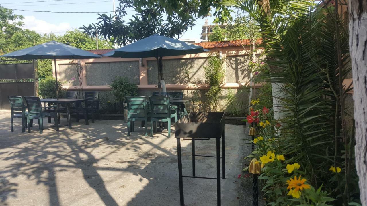 Linda Guest House Batumi Zewnętrze zdjęcie